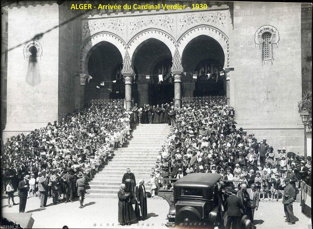 409- Alger - Arrivee du Cardinal Verdier 1930.jpg